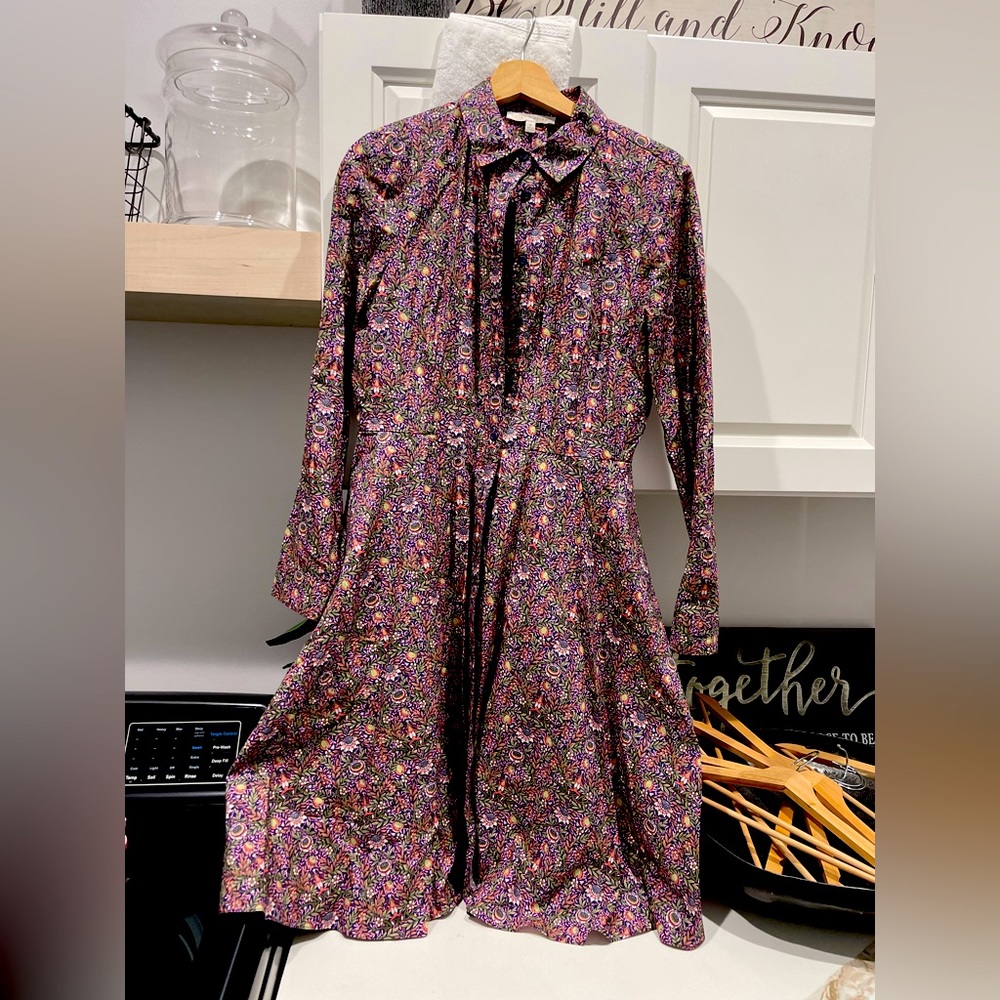 Floral flattering dress